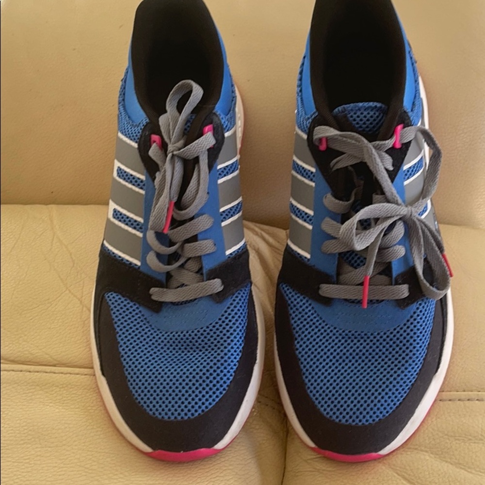 Barely worn Size 11 Adidas sneakers